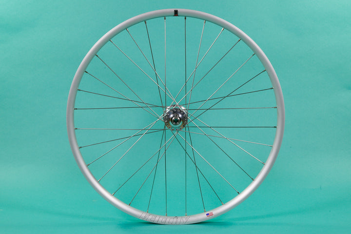 650b Velocity Blunt SS to Son Dynamo Disc Front Wheel