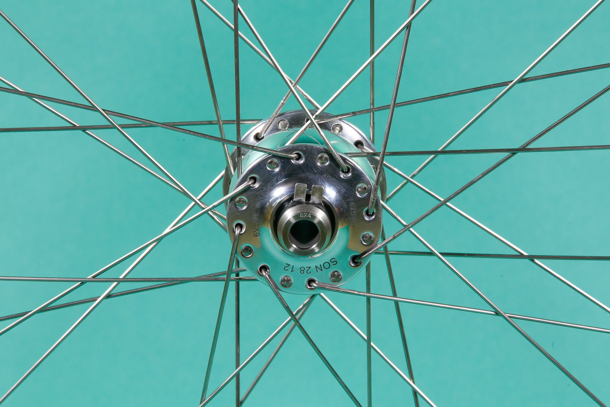 650b Velocity Blunt SS to Son Dynamo Disc Front Wheel