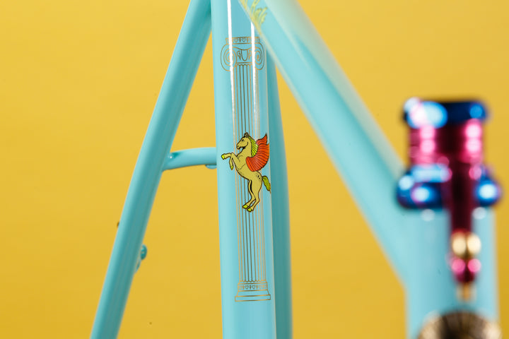 Lightning Bolt Canti