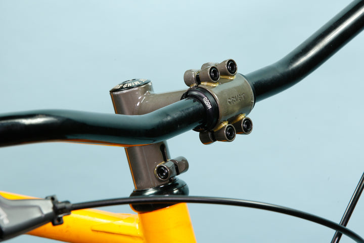 Crust Face-Off Stem