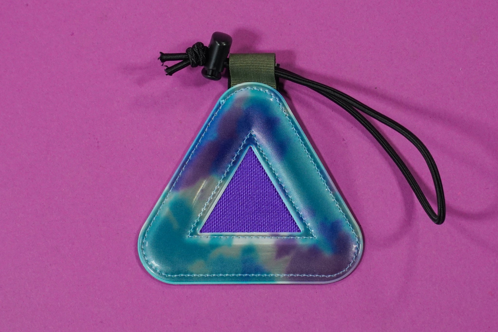 Blue Lug Reflective Triangles