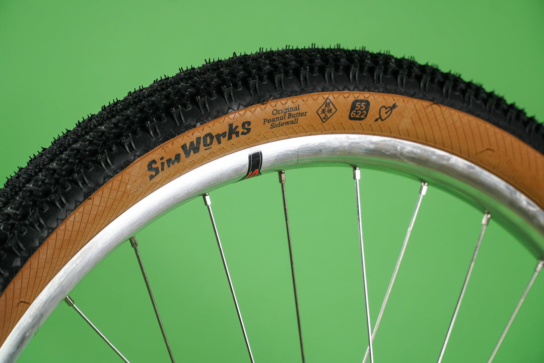 SimWorks Super Yummy by Panaracer