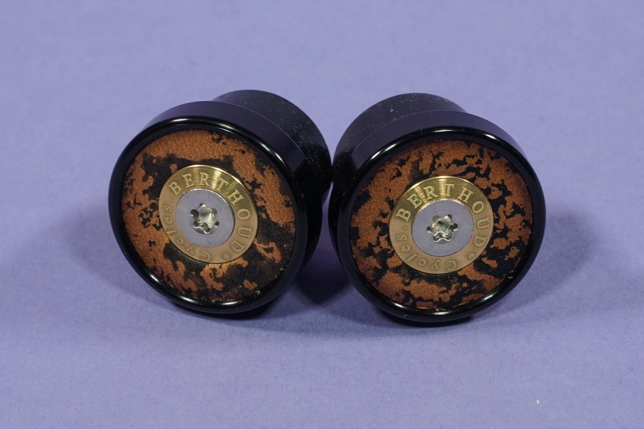 Berthoud Bar Plugs &amp; Mirrors