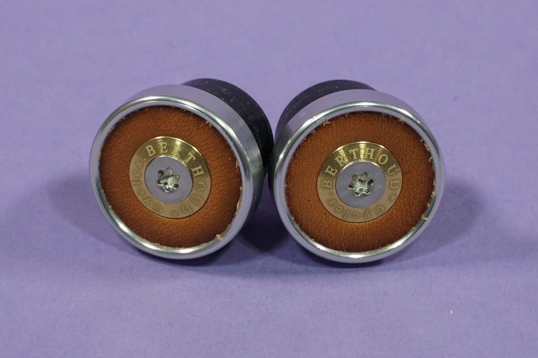 Berthoud Bar Plugs &amp; Mirrors