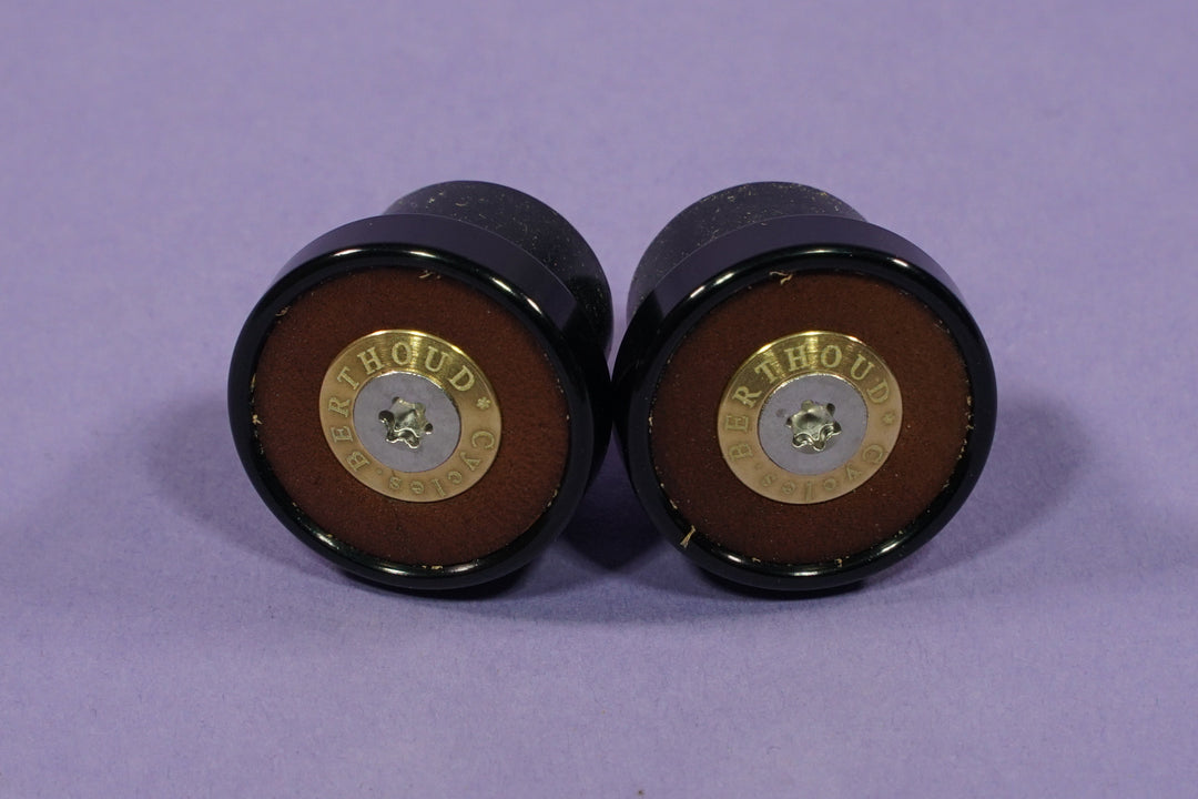 Berthoud Bar Plugs &amp; Mirrors