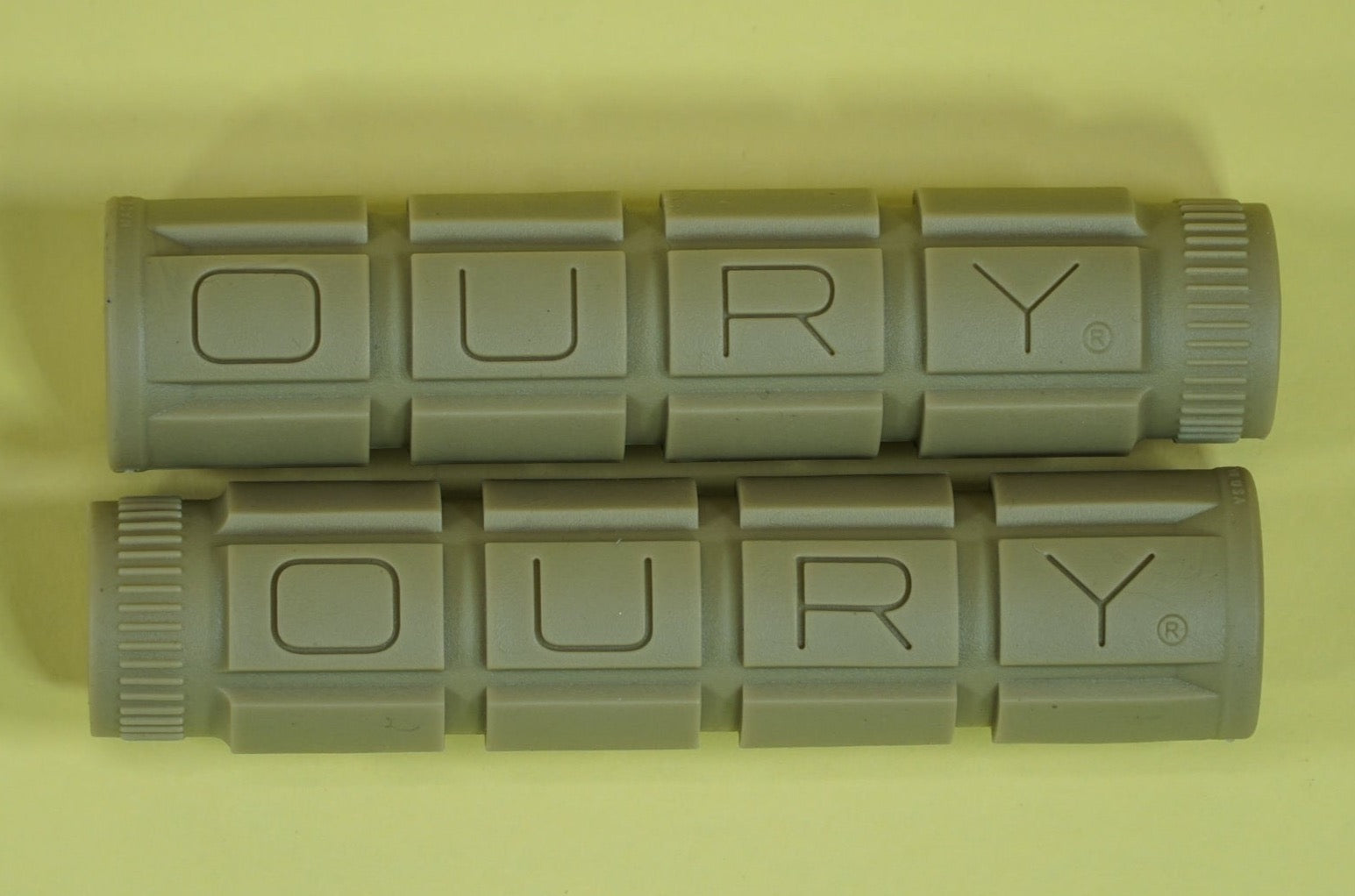 OURY V2 Grips