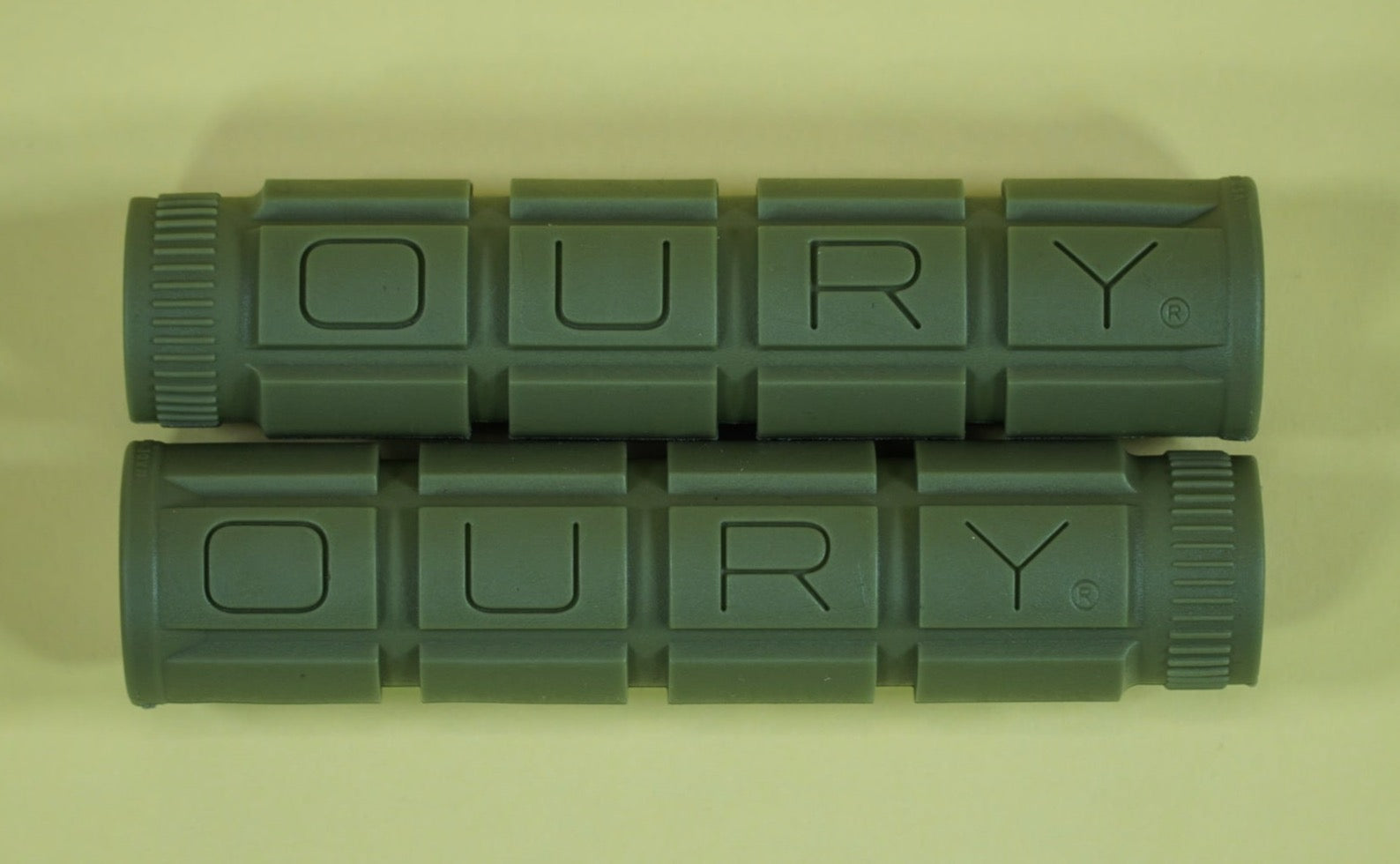 OURY V2 Grips
