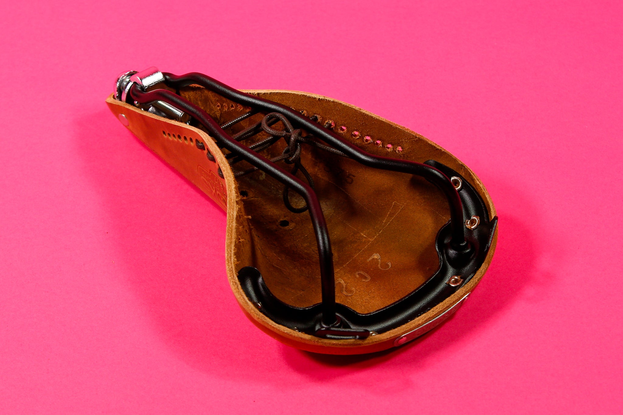 Brooks B17