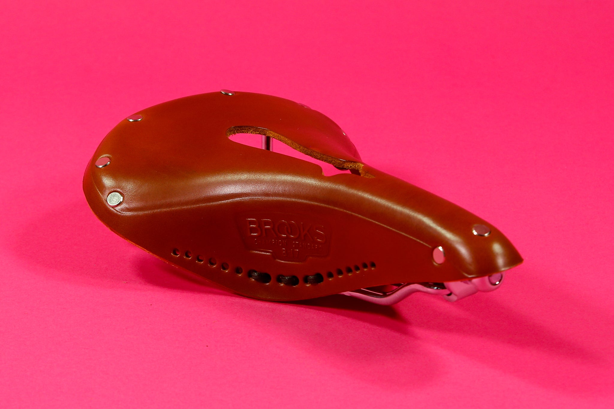 Brooks B17